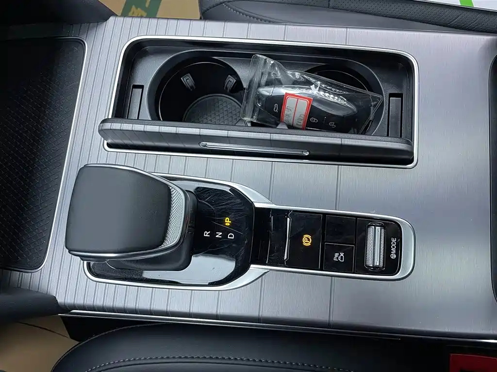 Hongqi Hongqi HS7 PHEV 2024 2.0T PHEV FWD Flag Enjoy Edition 7-seater 2025 - thumbnail 11