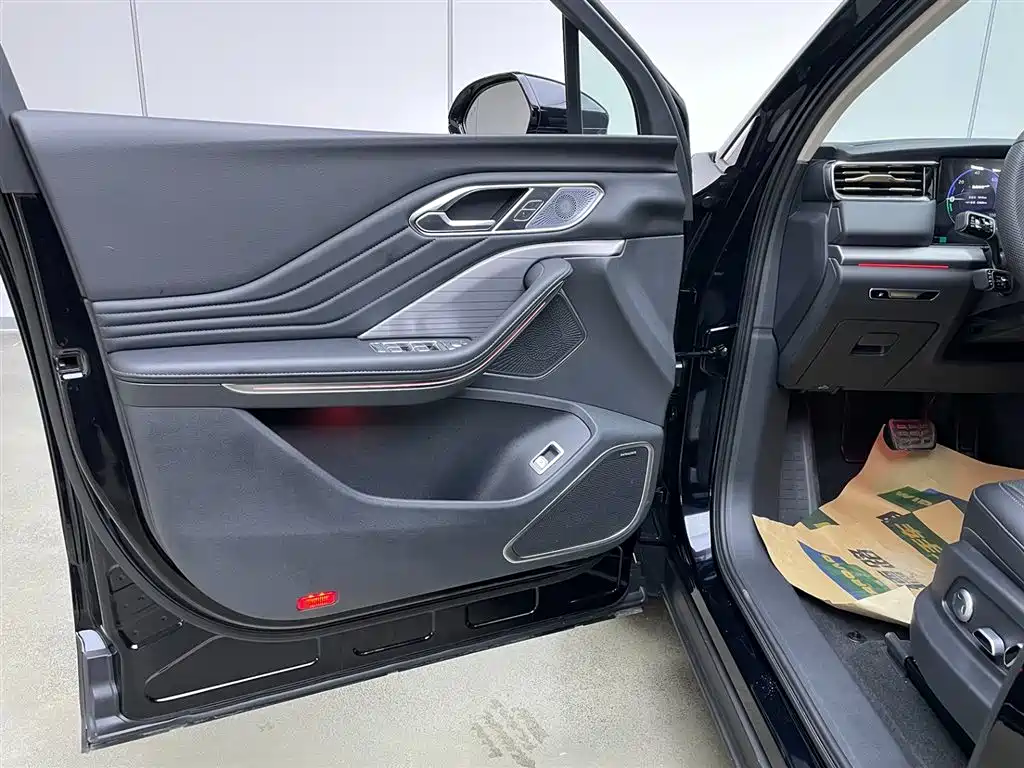 Hongqi Hongqi HS7 PHEV 2024 2.0T PHEV FWD Flag Enjoy Edition 7-seater 2025 - thumbnail 12