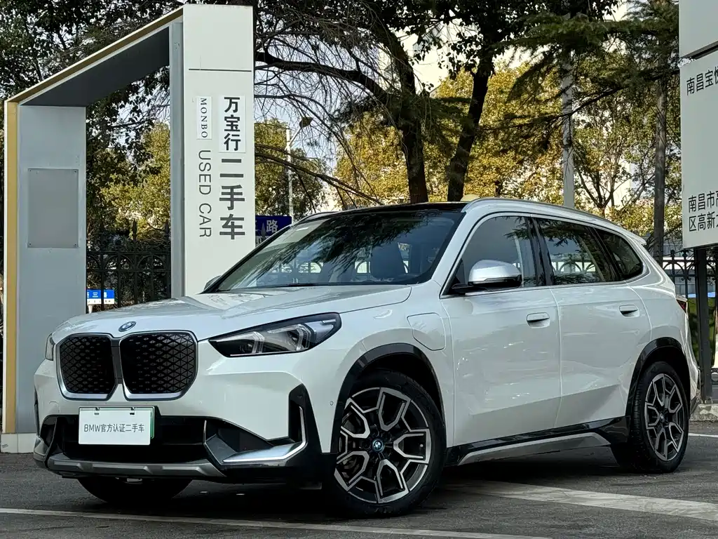 BMW BMW iX1 2023 xDrive30L X Design Package 2024