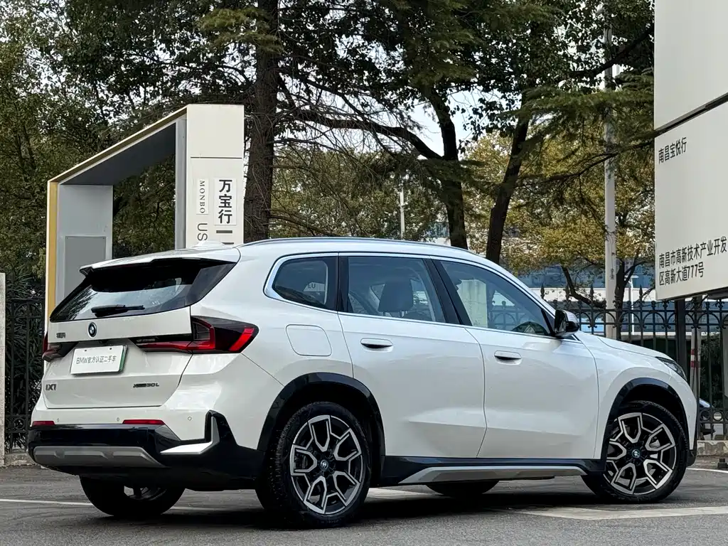 BMW BMW iX1 2023 xDrive30L X Design Package 2024 - thumbnail 5