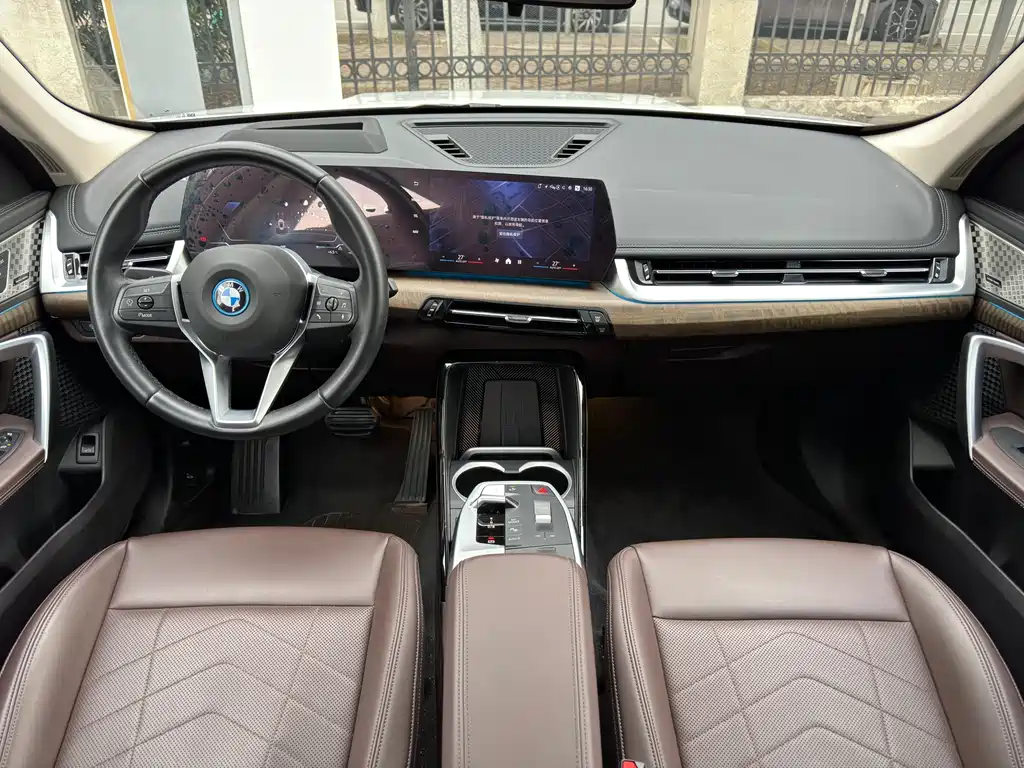 BMW BMW iX1 2023 xDrive30L X Design Package 2024 - thumbnail 12