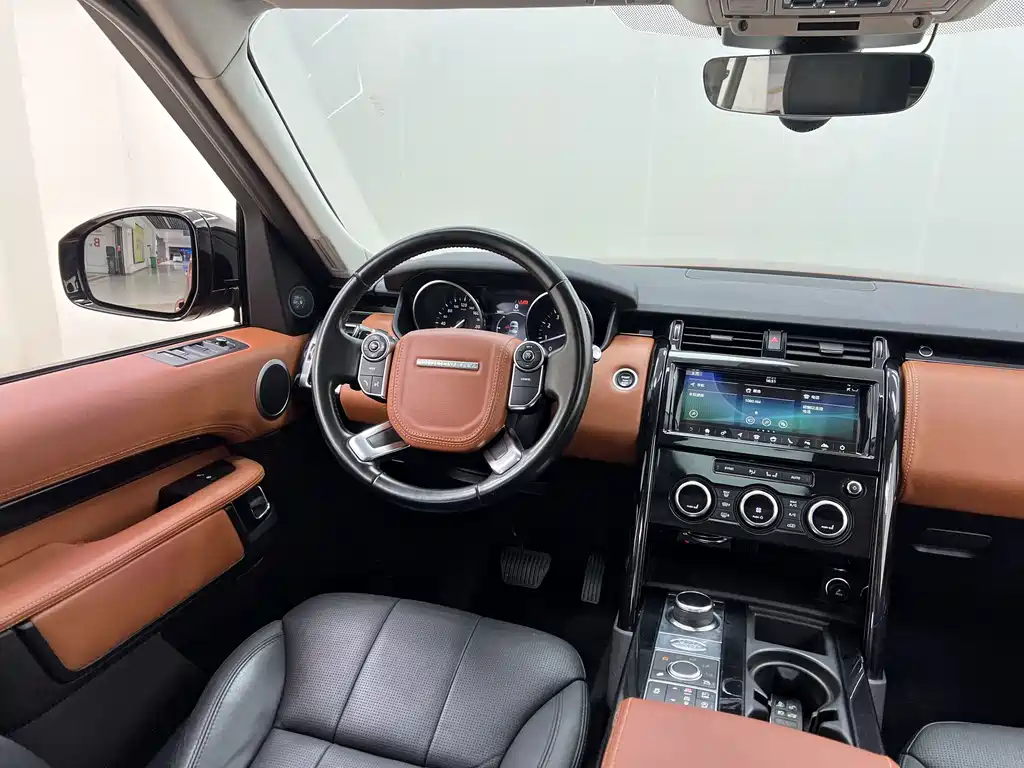 Land Rover Discovery 2017 3.0 SC V6 SE 2018 - thumbnail 14