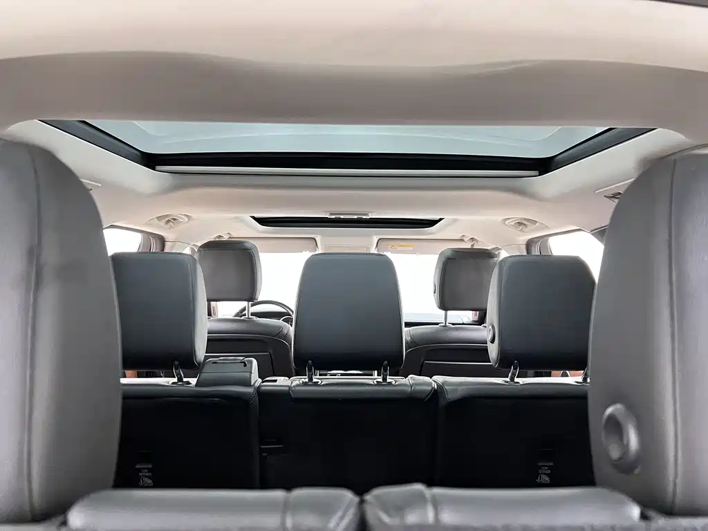 Land Rover Discovery 2017 3.0 SC V6 SE 2018 - thumbnail 18
