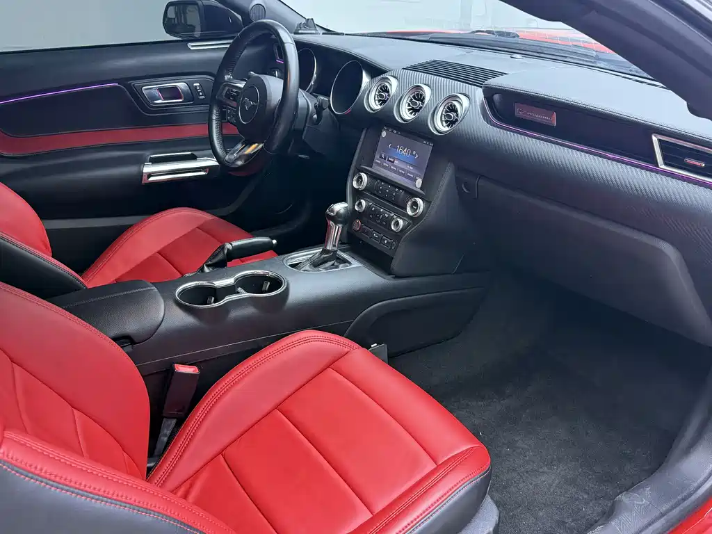 Ford Mustang 2018 2.3L EcoBoost 2019 - thumbnail 8