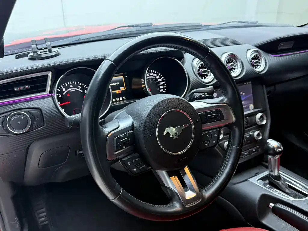 Ford Mustang 2018 2.3L EcoBoost 2019 - thumbnail 10