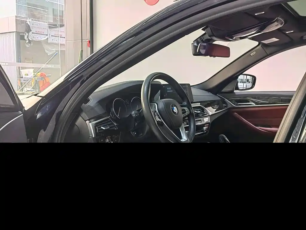 BMW BMW 5 Series 2018 530Li Leading Model M Sport Package 2018 - thumbnail 17