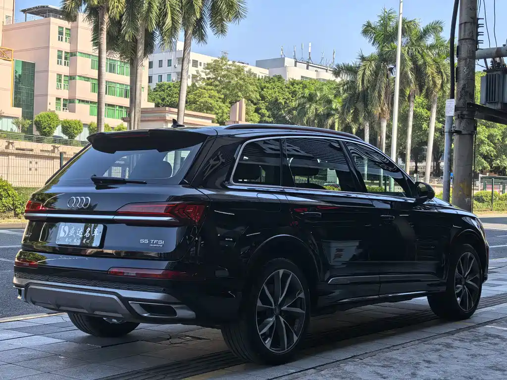 Audi Audi Q7 2020 55 TFSI quattro S line Sport Package 2020 - thumbnail 4