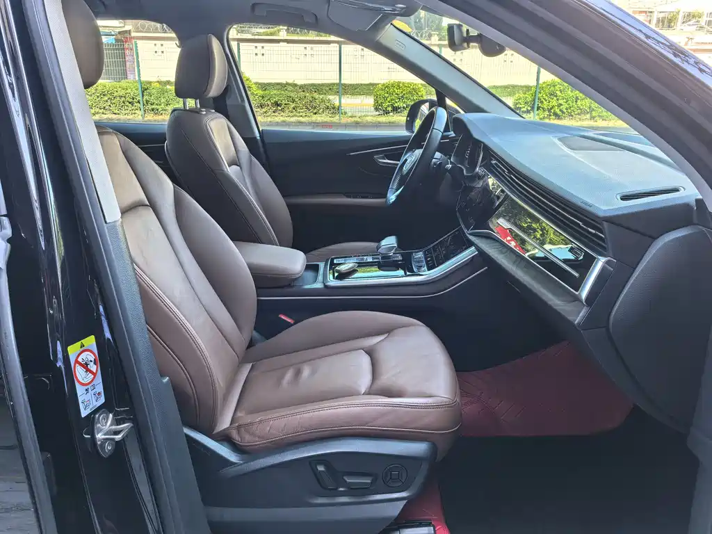 Audi Audi Q7 2020 55 TFSI quattro S line Sport Package 2020 - thumbnail 7