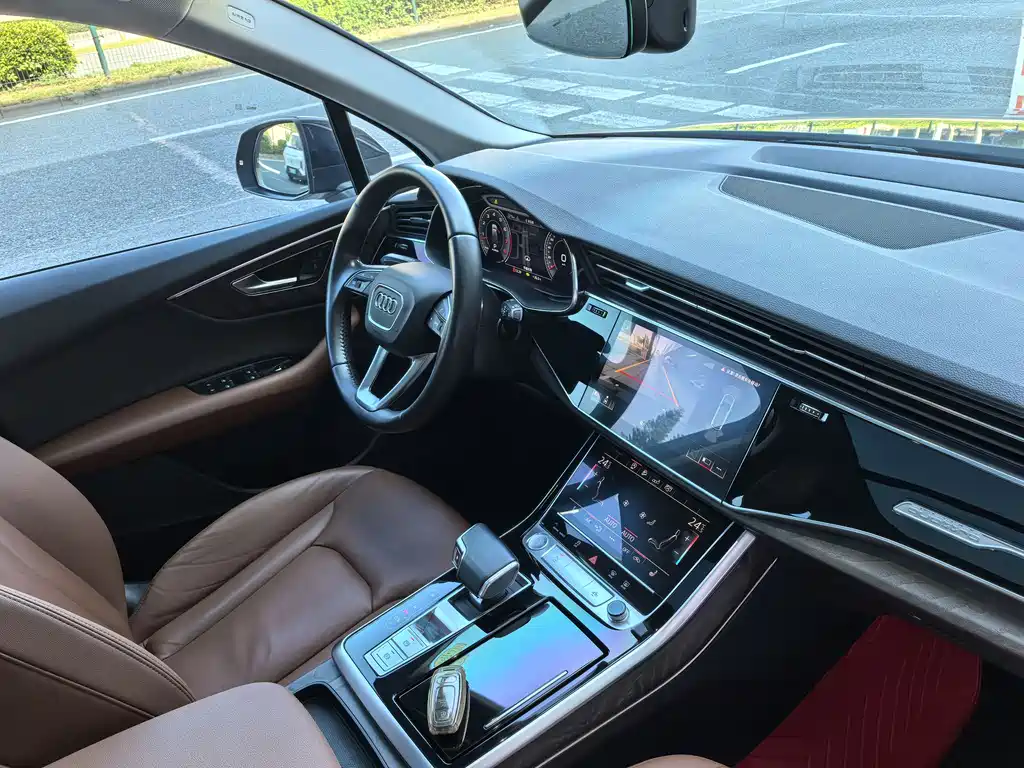 Audi Audi Q7 2020 55 TFSI quattro S line Sport Package 2020 - thumbnail 8