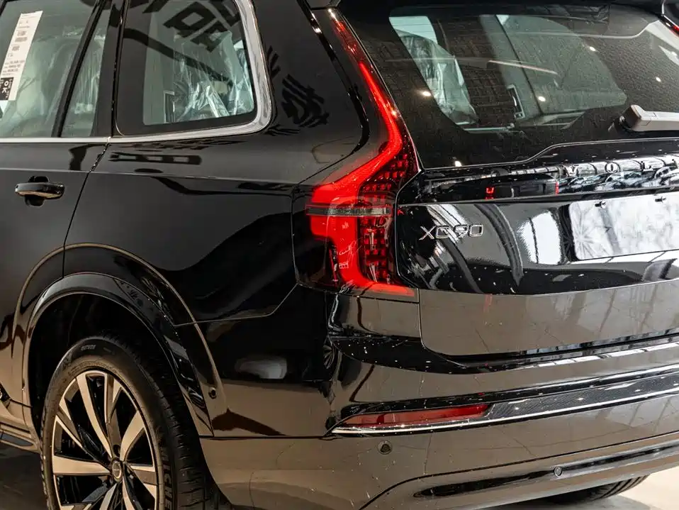 Volvo Volvo XC90 T8 Inscription AWD PHEV 2025 Model Year Mid-cycle Refresh 7-seat 2026 - thumbnail 18