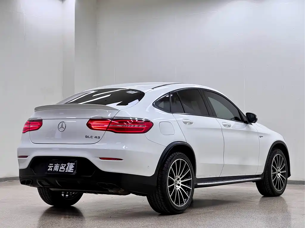 Mercedes-Benz Mercedes-Benz GLC Coupe AMG 2017 AMG GLC 43 4MATIC Coupé SUV 2019 - thumbnail 7