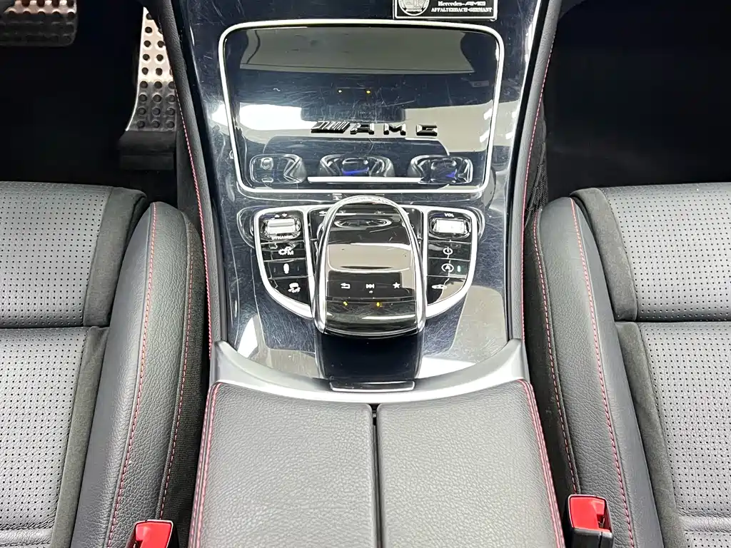 Mercedes-Benz Mercedes-Benz GLC Coupe AMG 2017 AMG GLC 43 4MATIC Coupé SUV 2019 - thumbnail 29