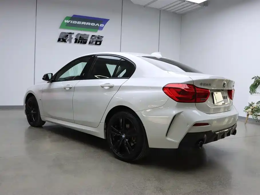 BMW BMW 1 Series 2022 125i M Sport Shadow Night Edition 2022 - thumbnail 6