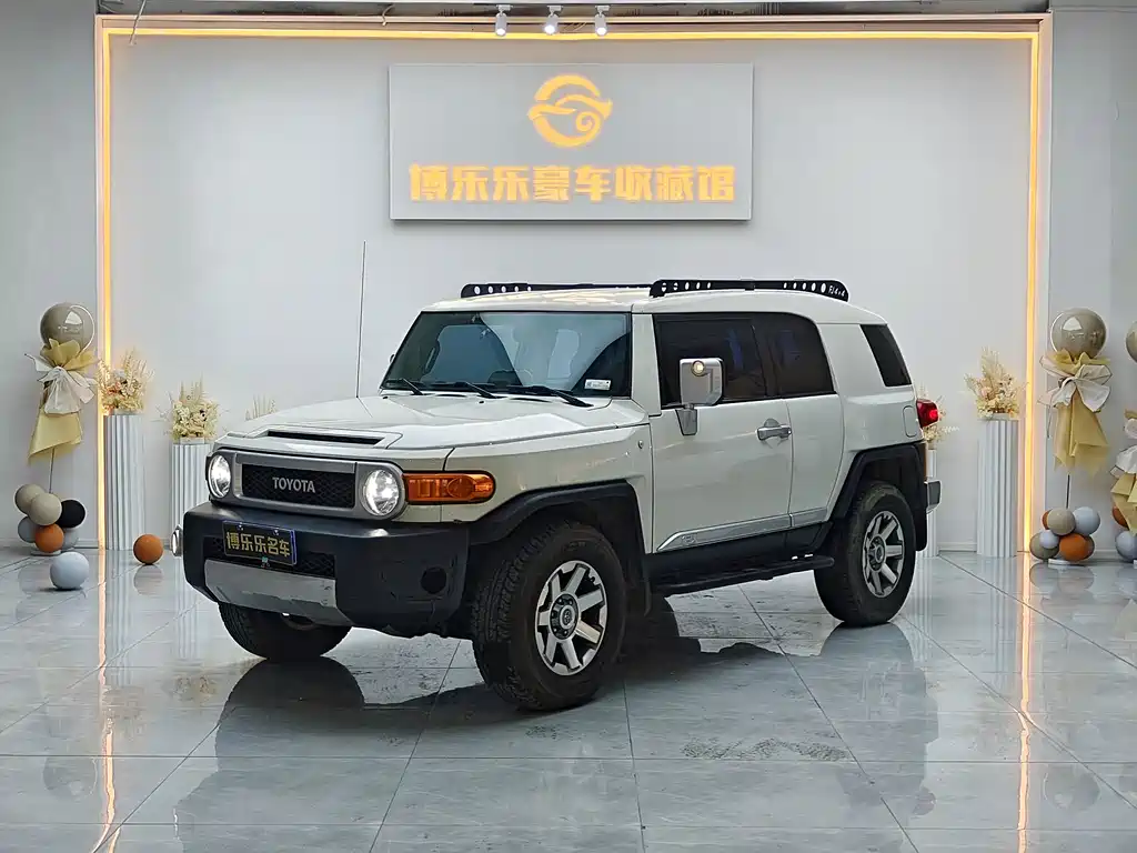 Toyota Toyota Land Cruiser FJ 2017 4.0L Middle East Edition 2019