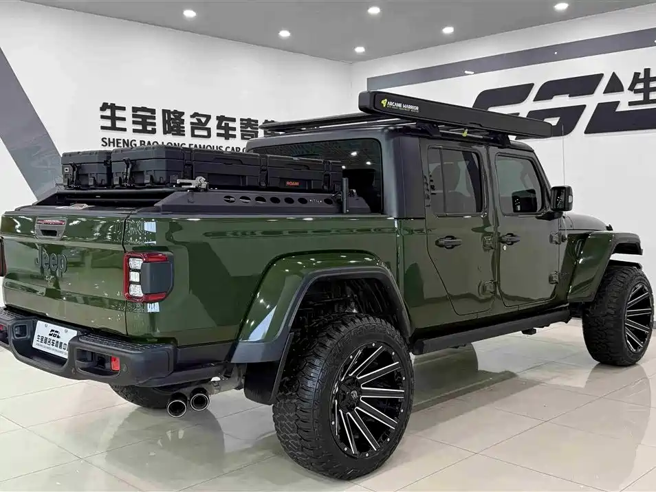 Jeep Gladiator 2023 3.6L Overland 2023 - thumbnail 4