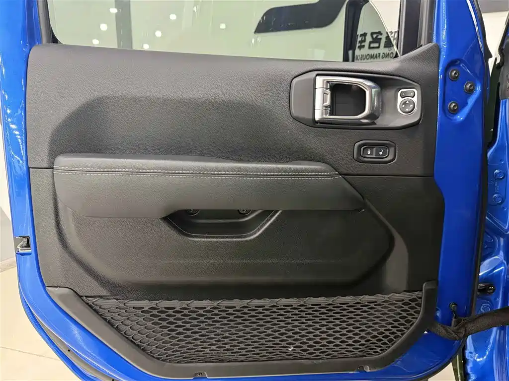 Jeep Gladiator 2023 3.6L Overland 2023 - thumbnail 12