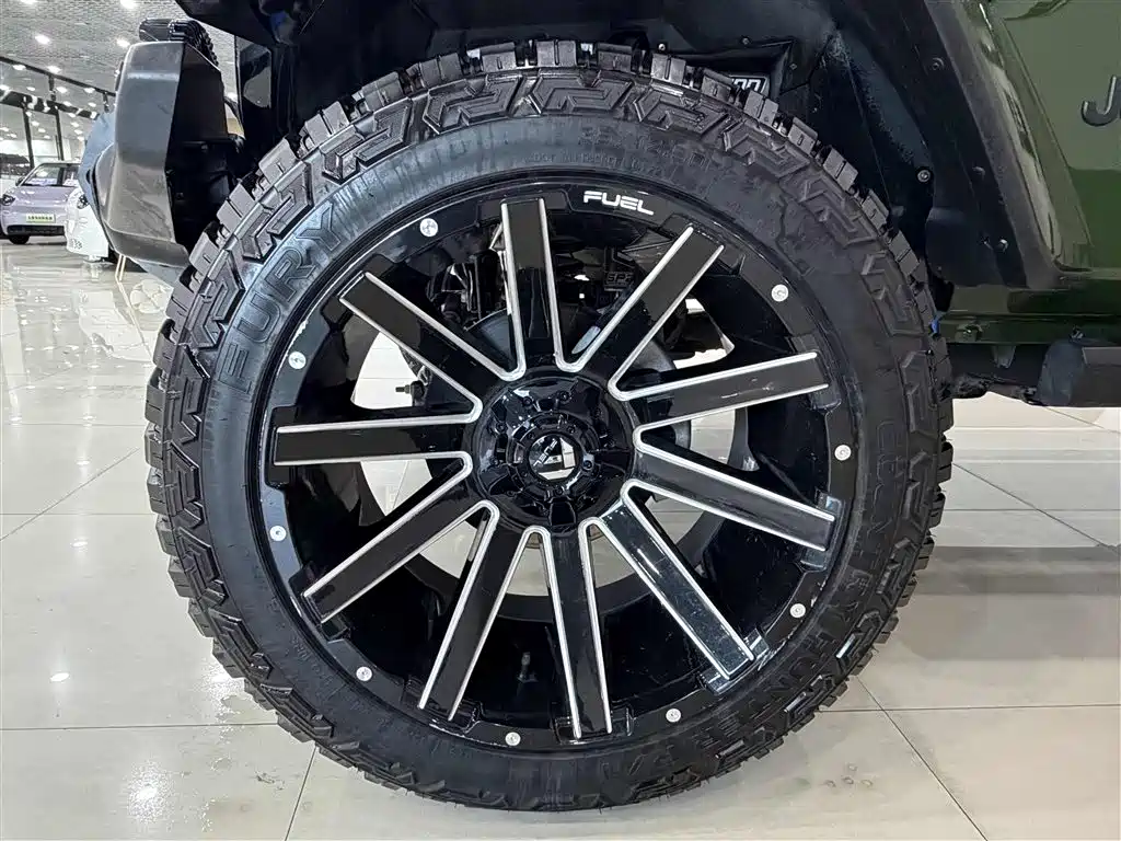 Jeep Gladiator 2023 3.6L Overland 2023 - thumbnail 15