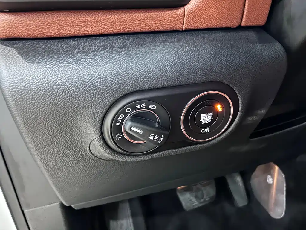 Maserati Maserati Levante 2019 3.0T Standard Edition Euro V 2019 - thumbnail 5