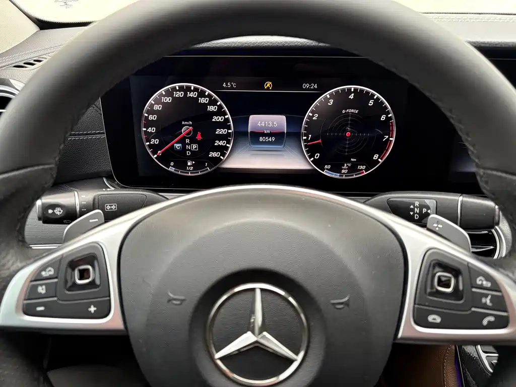 Mercedes-Benz Mercedes-Benz E-Class 2018 E 200 L Sport 4MATIC 2018 - thumbnail 15
