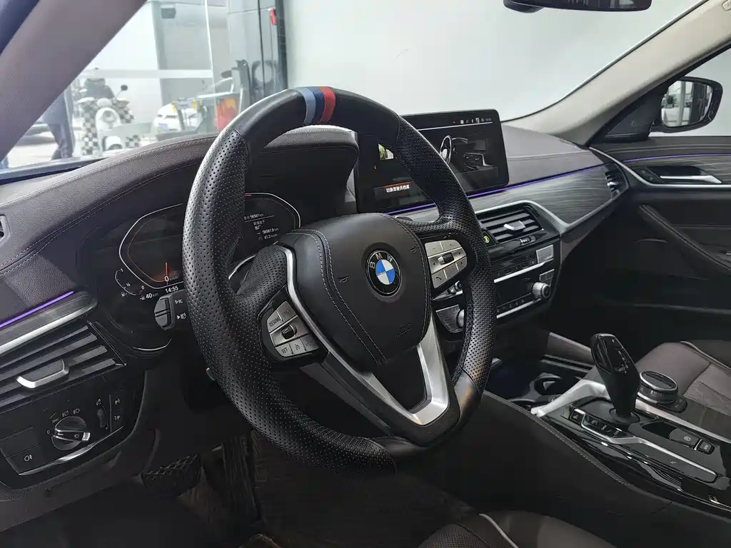 BMW BMW 5 Series 2022 Facelift 530Li Leading Model Luxury Package 2022 - thumbnail 9