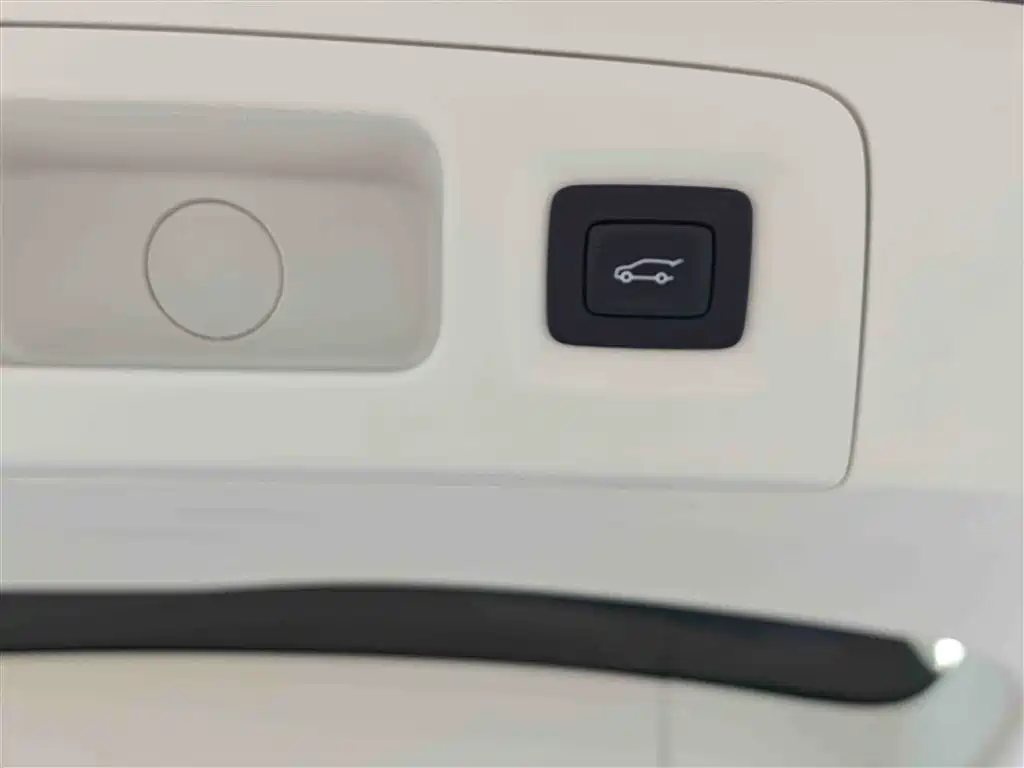 Buick Buick GL8 New Energy 2024 Landtrek Premium Edition 7-seater 2026 - thumbnail 27