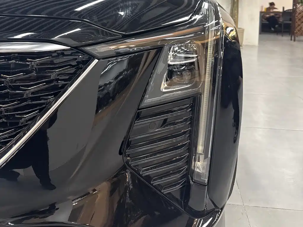 Cadillac Cadillac CT5 2024 28T Luxury Pro 2025 - thumbnail 10