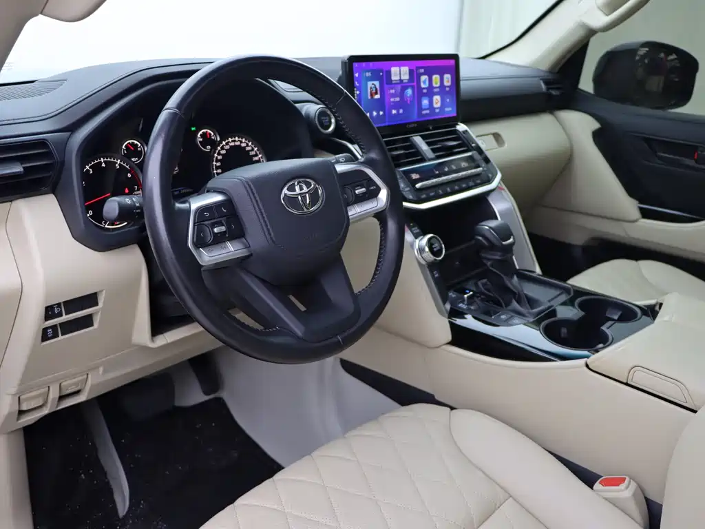 Toyota Land Cruiser (Imported) 2024 Model 3.5T Middle East Version 2024 - thumbnail 5
