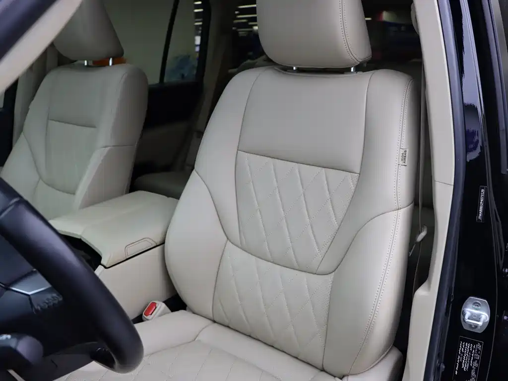 Toyota Land Cruiser (Imported) 2024 Model 3.5T Middle East Version 2024 - thumbnail 6