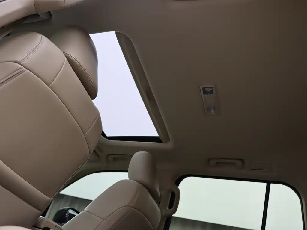 Toyota Land Cruiser (Imported) 2024 Model 3.5T Middle East Version 2024 - thumbnail 15