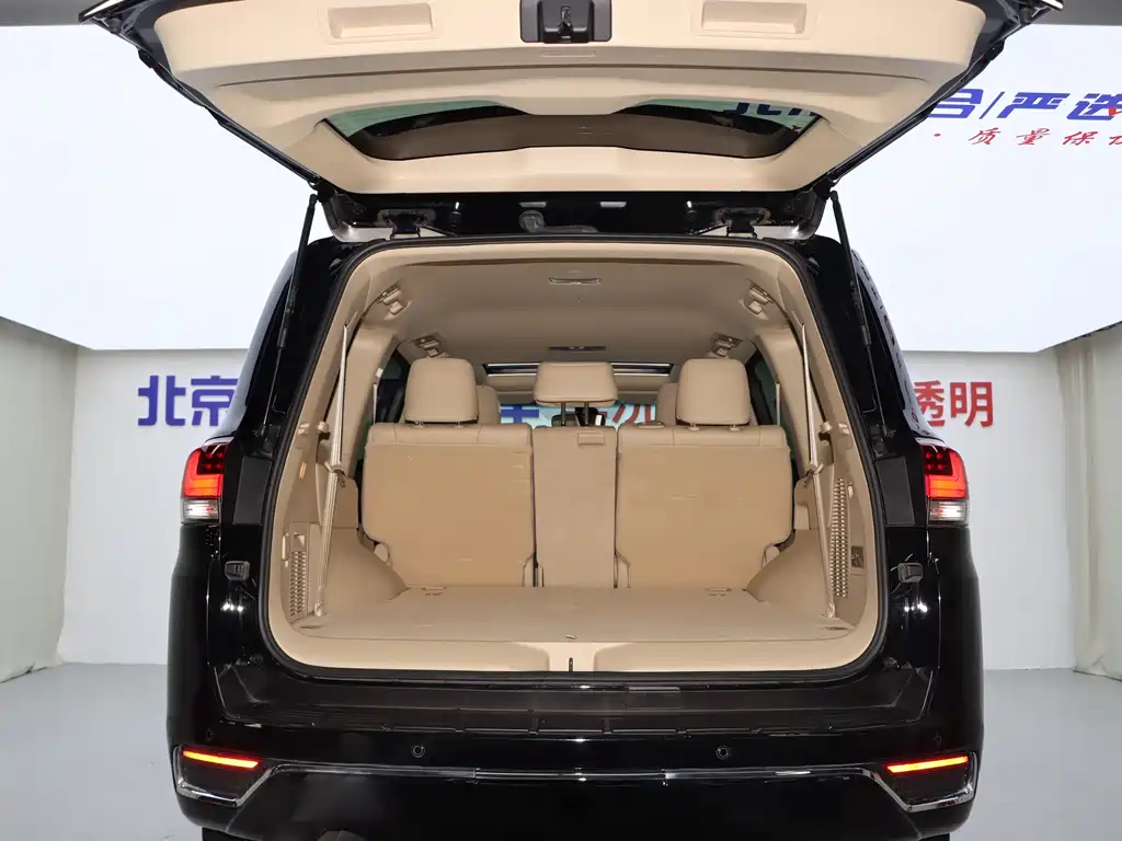 Toyota Land Cruiser (Imported) 2024 Model 3.5T Middle East Version 2024 - thumbnail 23