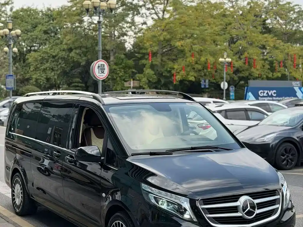 Mercedes-Benz Vito (Imported) 2019 Model 2.0L Automatic 2019 - thumbnail 3