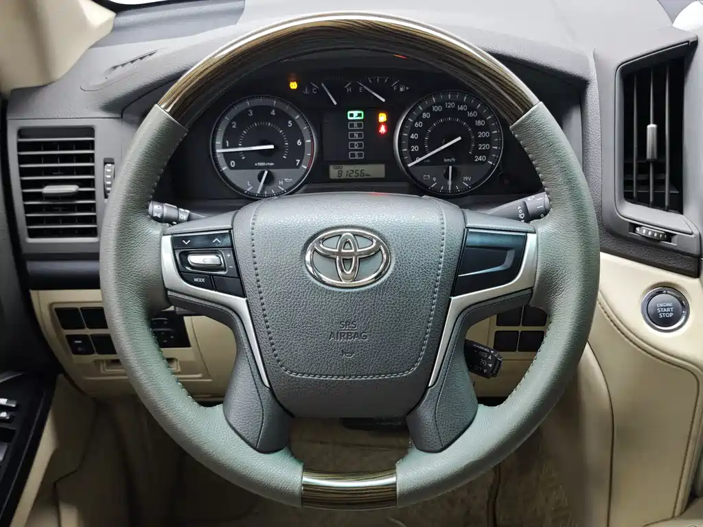 Toyota Land Cruiser (Imported) 2019 Model 4.0L Automatic 2020 - thumbnail 12