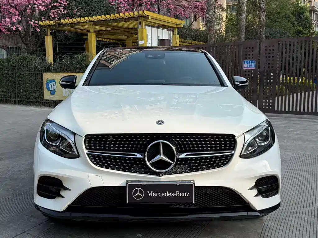 Mercedes-Benz Mercedes-Benz GLC Coupe 2018 GLC 260 4MATIC Coupé SUV 2018 - thumbnail 3