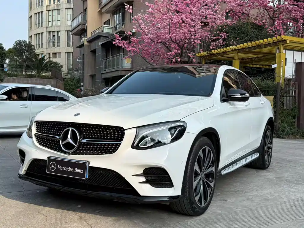 Mercedes-Benz Mercedes-Benz GLC Coupe 2018 GLC 260 4MATIC Coupé SUV 2018 - thumbnail 24