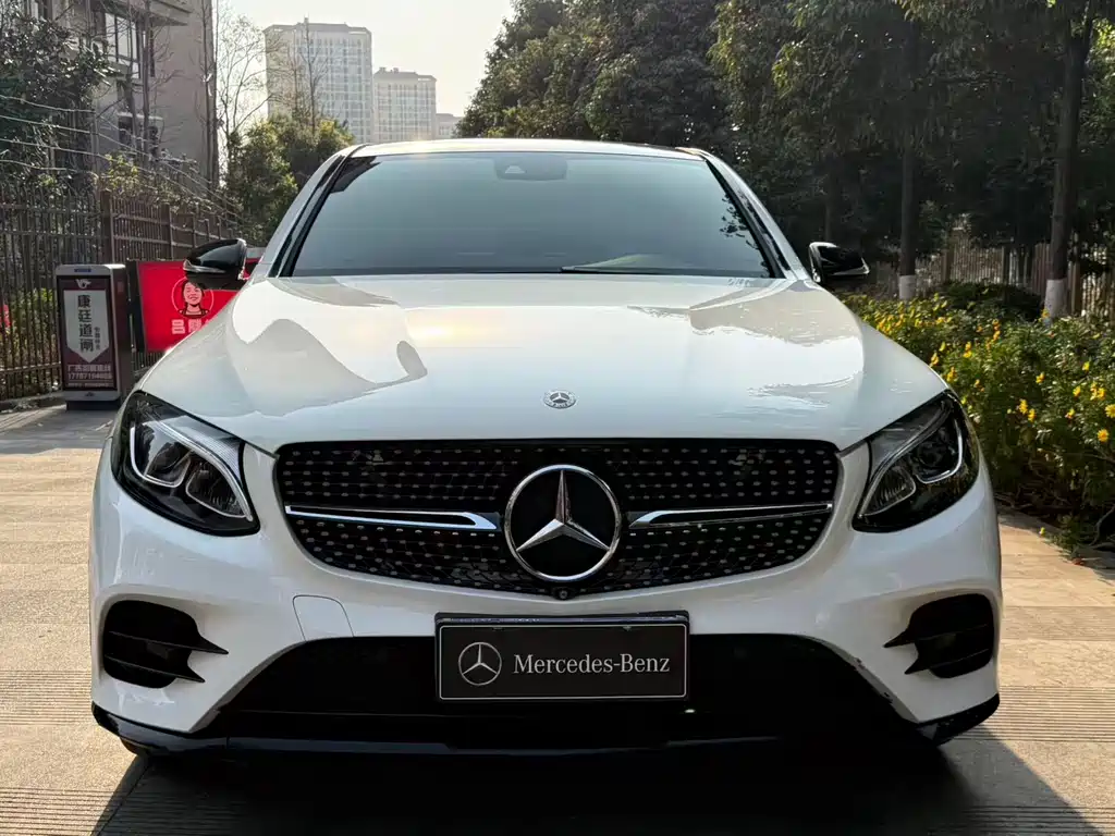 Mercedes-Benz Mercedes-Benz GLC Coupe 2018 GLC 260 4MATIC Coupé SUV 2018 - thumbnail 26