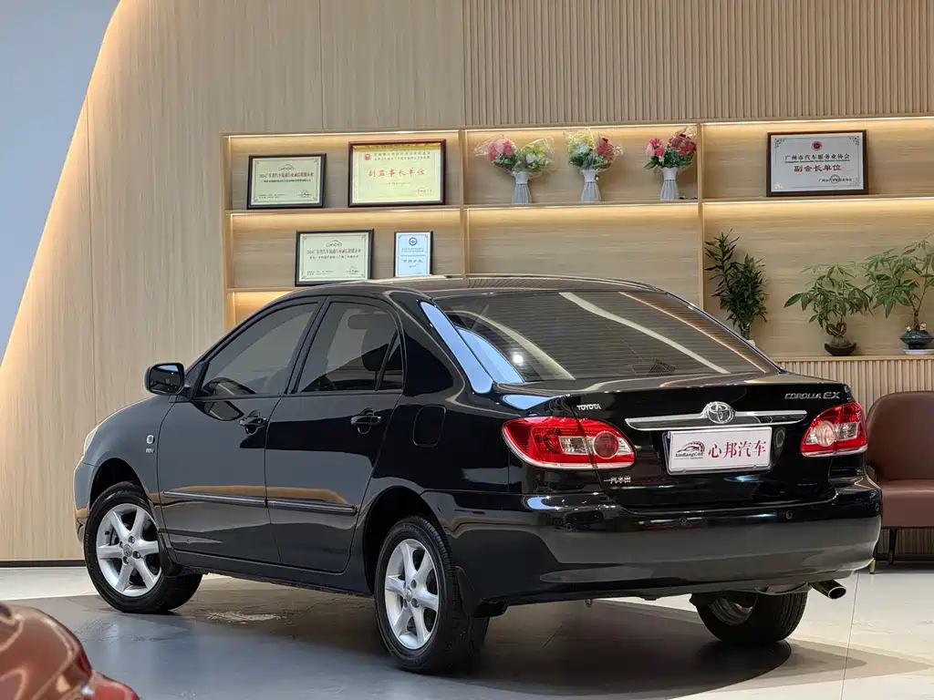 Toyota Toyota Corolla 2011 1.6L Automatic Classic Edition 2012 - thumbnail 27