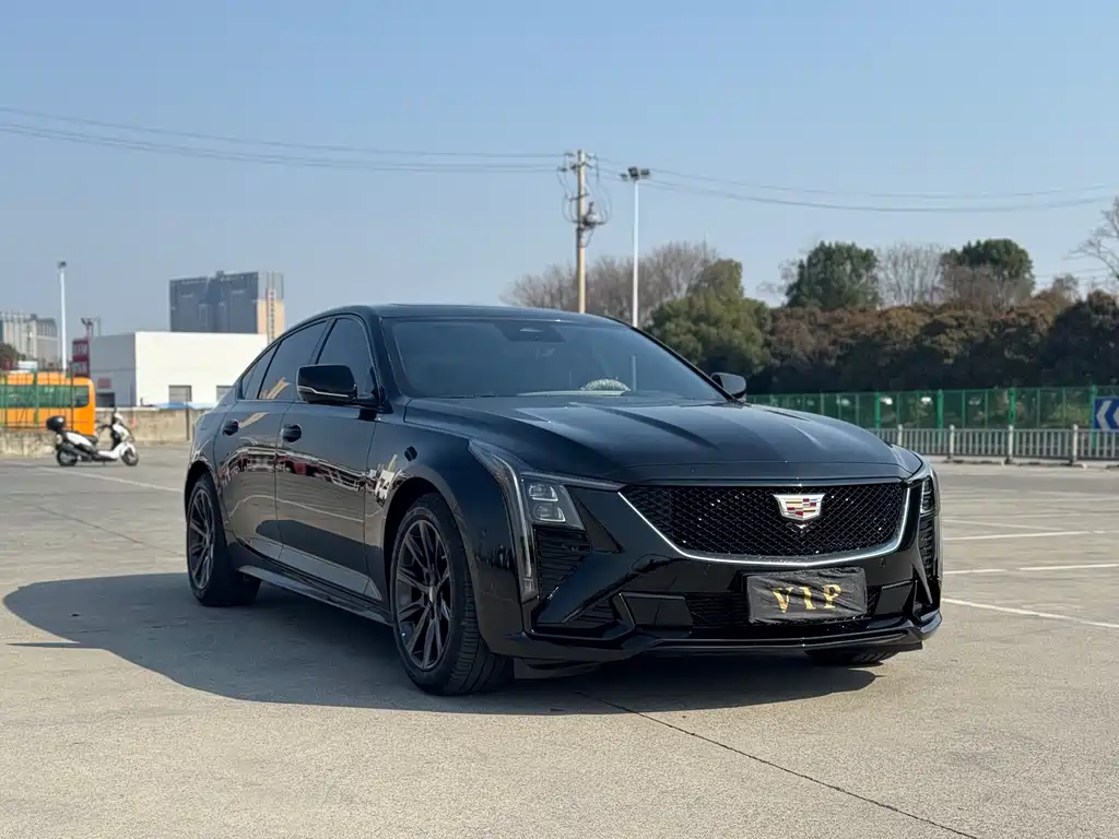 Cadillac Cadillac CT5 2024 28T Luxury 2024 - thumbnail 3