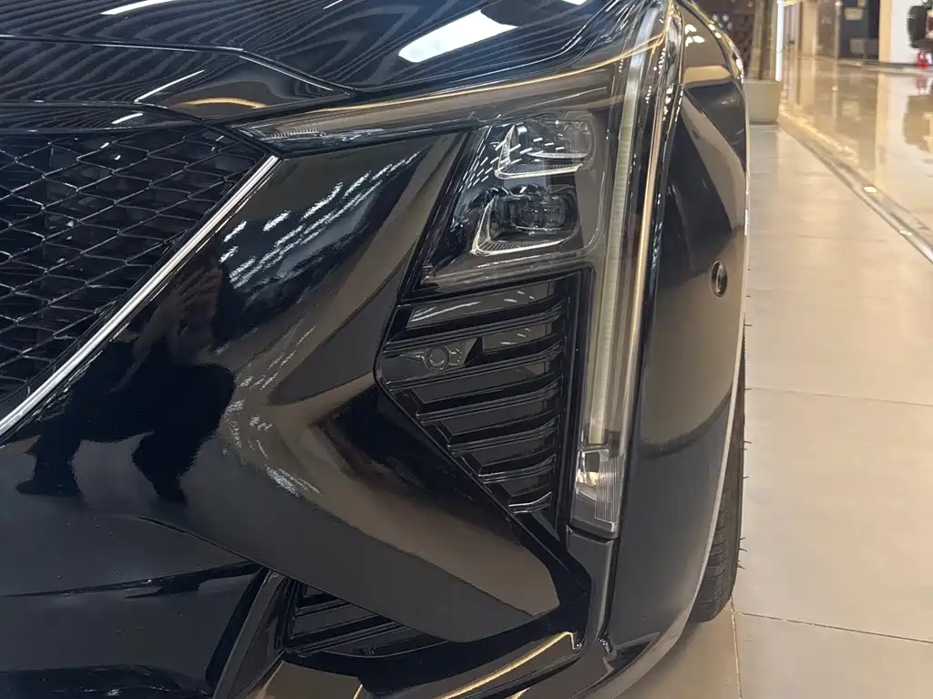 Cadillac Cadillac CT5 2024 28T Luxury 2024 - thumbnail 15