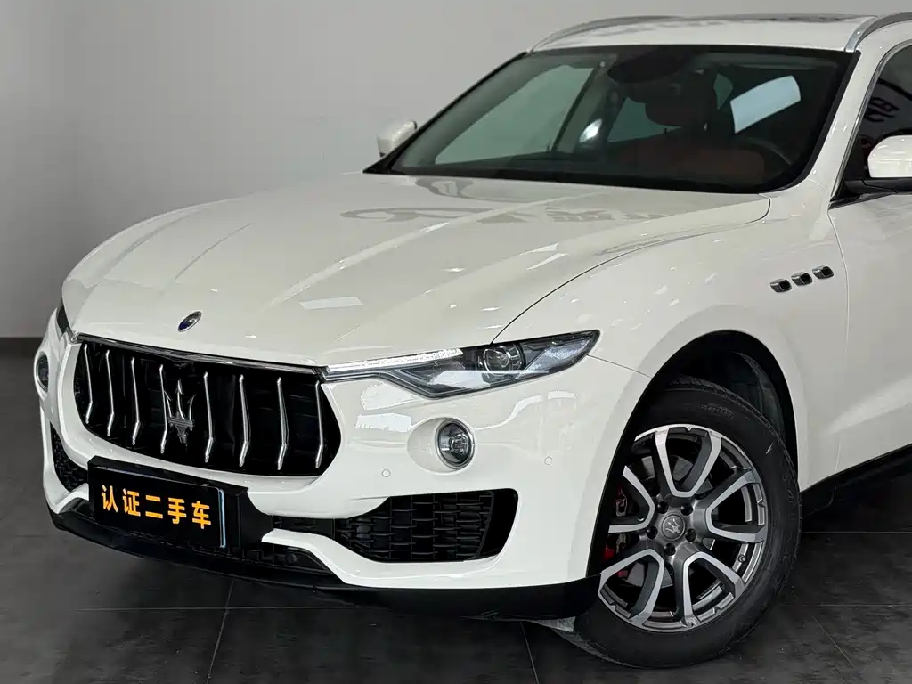 Maserati Maserati Levante 2016 3.0T Standard 2017 - thumbnail 16
