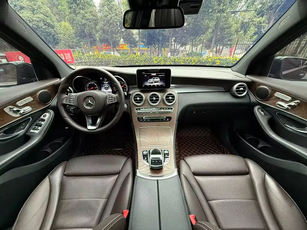 Mercedes-Benz Mercedes-Benz GLC 2018 Facelift GLC 300 4MATIC Luxury 2018 - thumbnail 7