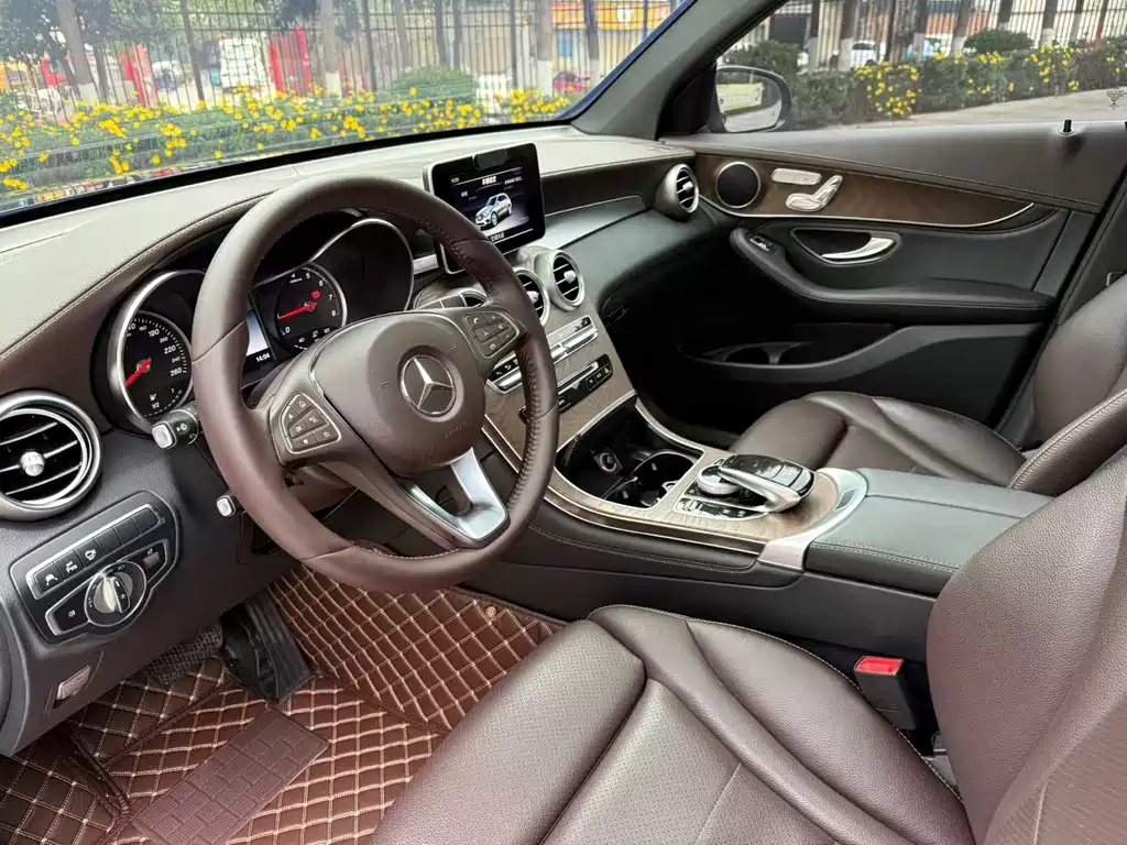 Mercedes-Benz Mercedes-Benz GLC 2018 Facelift GLC 300 4MATIC Luxury 2018 - thumbnail 21