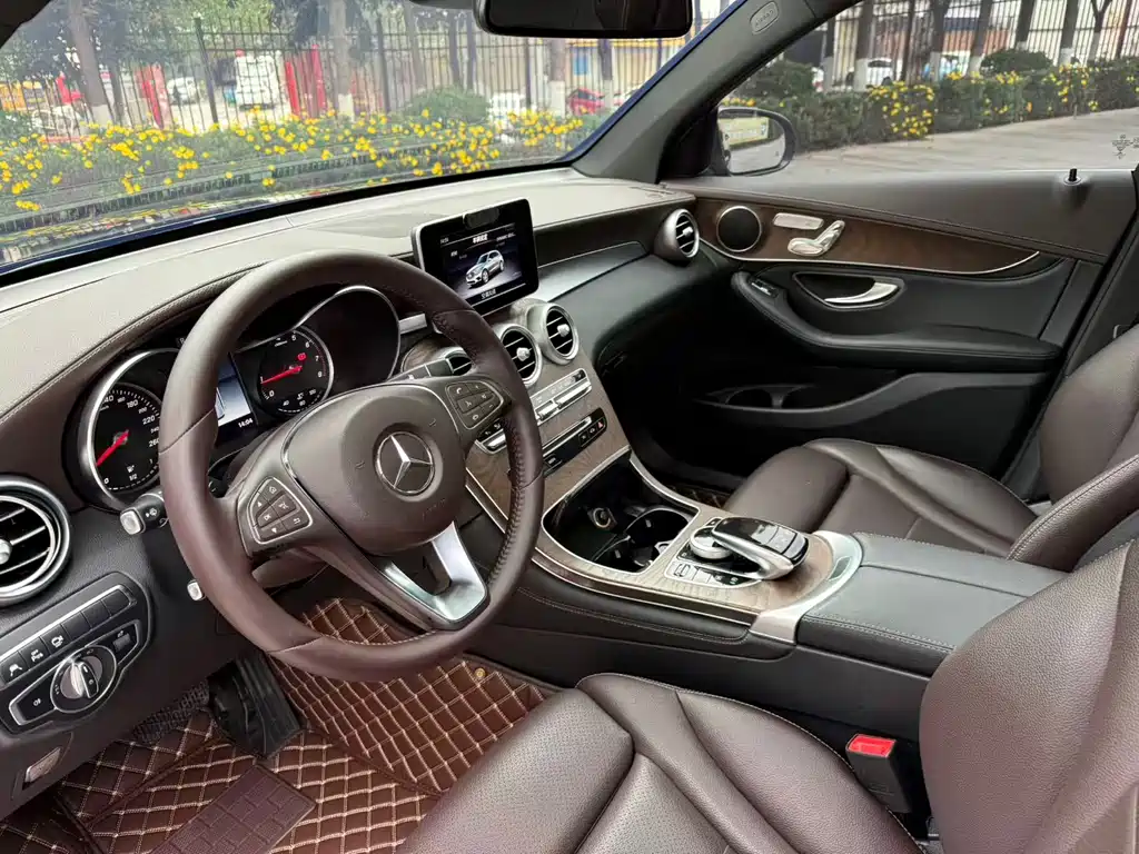 Mercedes-Benz Mercedes-Benz GLC 2018 Facelift GLC 300 4MATIC Luxury 2018 - thumbnail 22