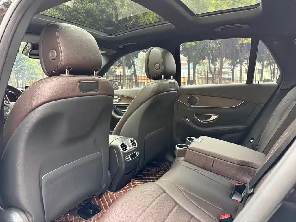 Mercedes-Benz Mercedes-Benz GLC 2018 Facelift GLC 300 4MATIC Luxury 2018 - thumbnail 25