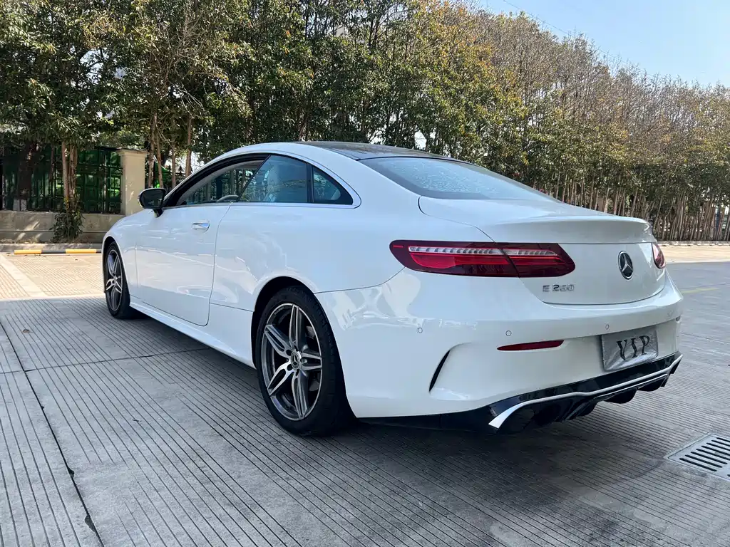 Mercedes-Benz Mercedes-Benz E-Class Coupe E 260 2020 Model 2020 - thumbnail 20