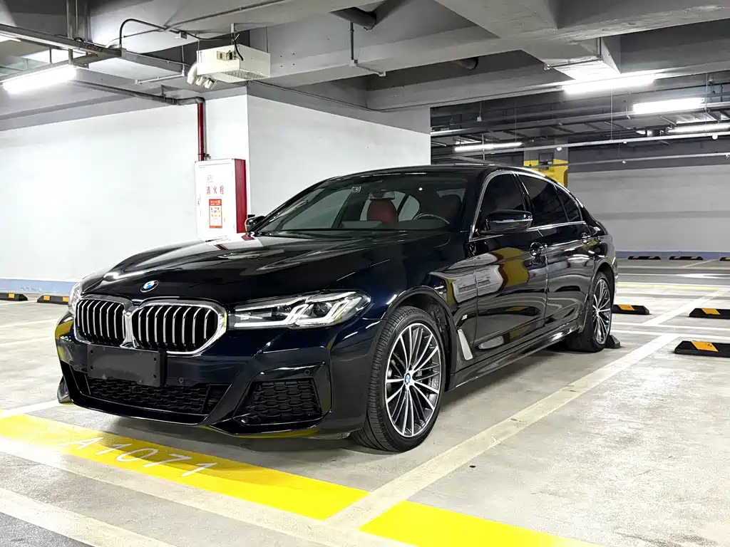 BMW BMW 5 Series 2023 Model Year Facelift 530Li Leading Type M Sport Package 2023