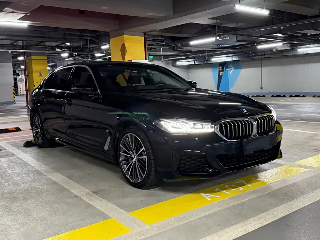 BMW BMW 5 Series 2023 Model Year Facelift 530Li Leading Type M Sport Package 2023 - thumbnail 3