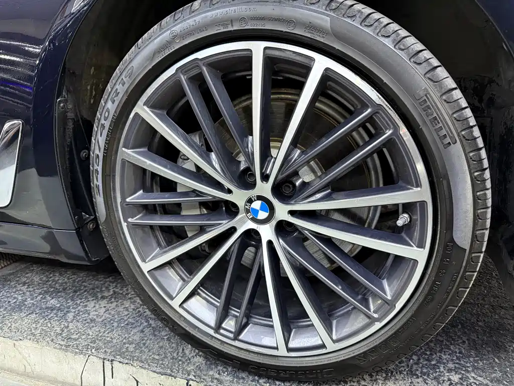 BMW BMW 5 Series 2023 Model Year Facelift 530Li Leading Type M Sport Package 2023 - thumbnail 10