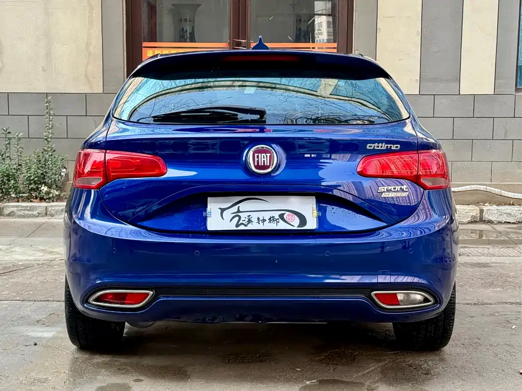 Fiat Dodge Dart 2014 1.4T Automatic Luxury Sport Edition 2015 - thumbnail 4