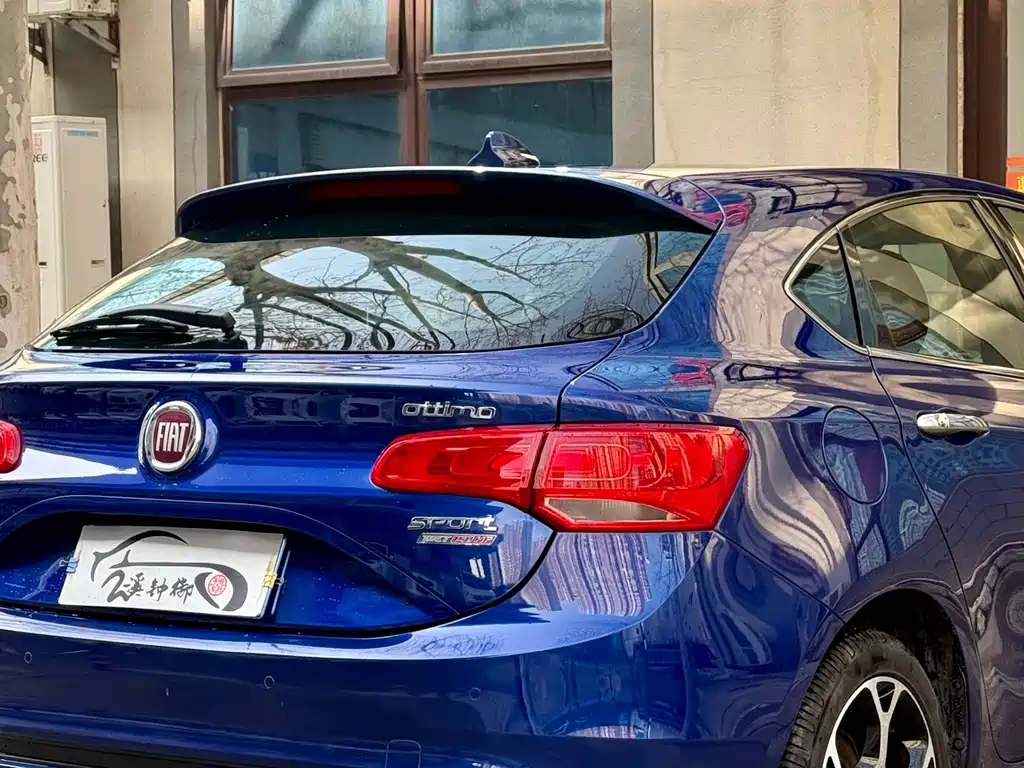 Fiat Dodge Dart 2014 1.4T Automatic Luxury Sport Edition 2015 - thumbnail 7