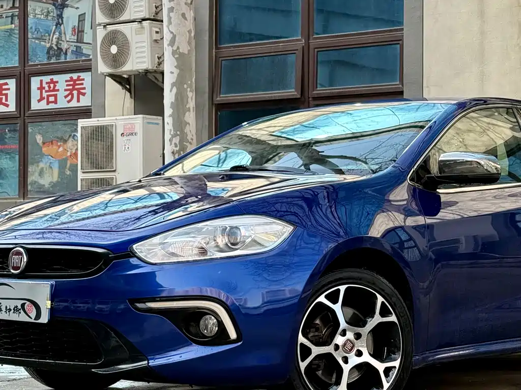 Fiat Dodge Dart 2014 1.4T Automatic Luxury Sport Edition 2015 - thumbnail 9